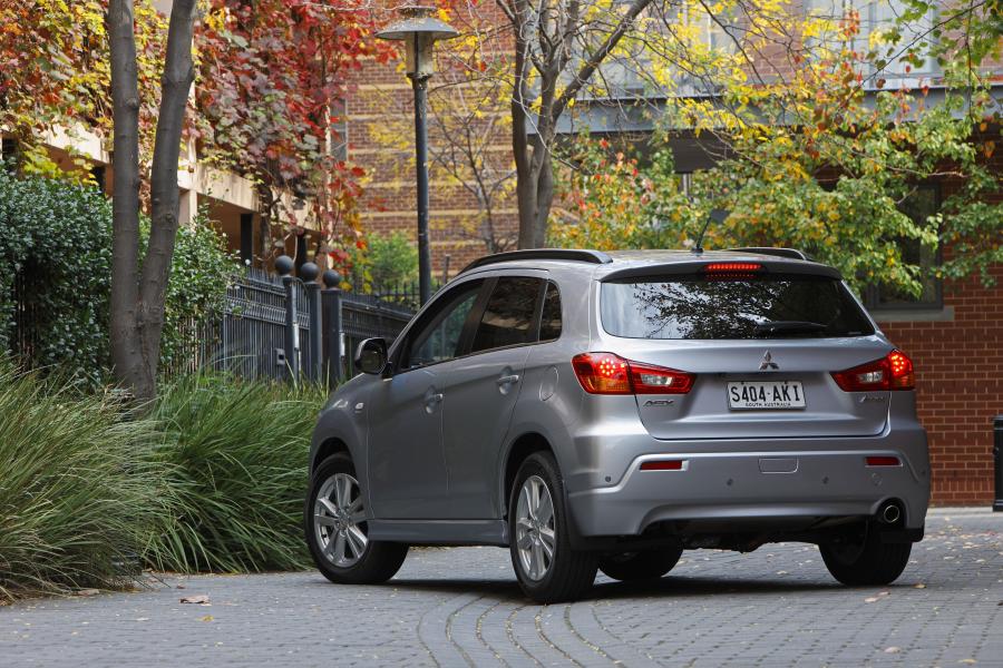  Mitsubishi ASX 2010 года  (AU) (фото 15 из 18)